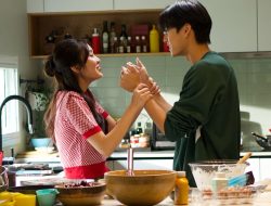 6 Tanda Wanita Mencintaimu Sepenuh Jiwa, Jangan Lepaskan Bro!