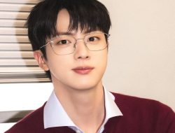 Jin BTS Akan Melakukan Penampilan Solonya di The Tonight Show Jimmy Fallon