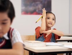 Ini Alasan Anak Masuk SD Disarankan Minimal Berusia 6 Bahkan 7 Tahun