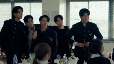 High School Frenemy Episode 15 : Sahabat Itu Akhirnya Saling Memaafkan