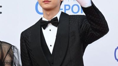 Pesan Emosional Doyoung NCT Tuai Kritik Viral dari Penggemar