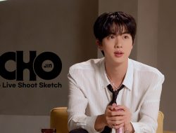 Jin BTS Akui Merasa ‘Canggung’ Saat Melakukan Duet di Luar BTS