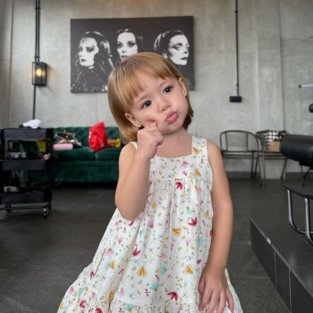 4 Potret Kamari Pamer Model Rambut Baru Bikin Gemas Maksimal 1092665994