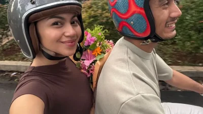 potret ariel tatum riding motor bar 0 8a14946c1b