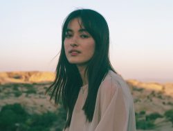 Mawar de Jongh: Mengapa Kamu Harus Berhenti Mengejar Kenyamanan di Usia 20-an