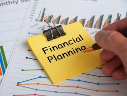 Seni Mengatur Keuangan Tanpa Tersiksa: Mengusir “Sampah” Pikiran dan Membangun Sistem