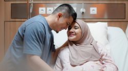 Momen Persalinan Zaskia Sungkar hingga Pesan Haru Irwansyah untuk Istri