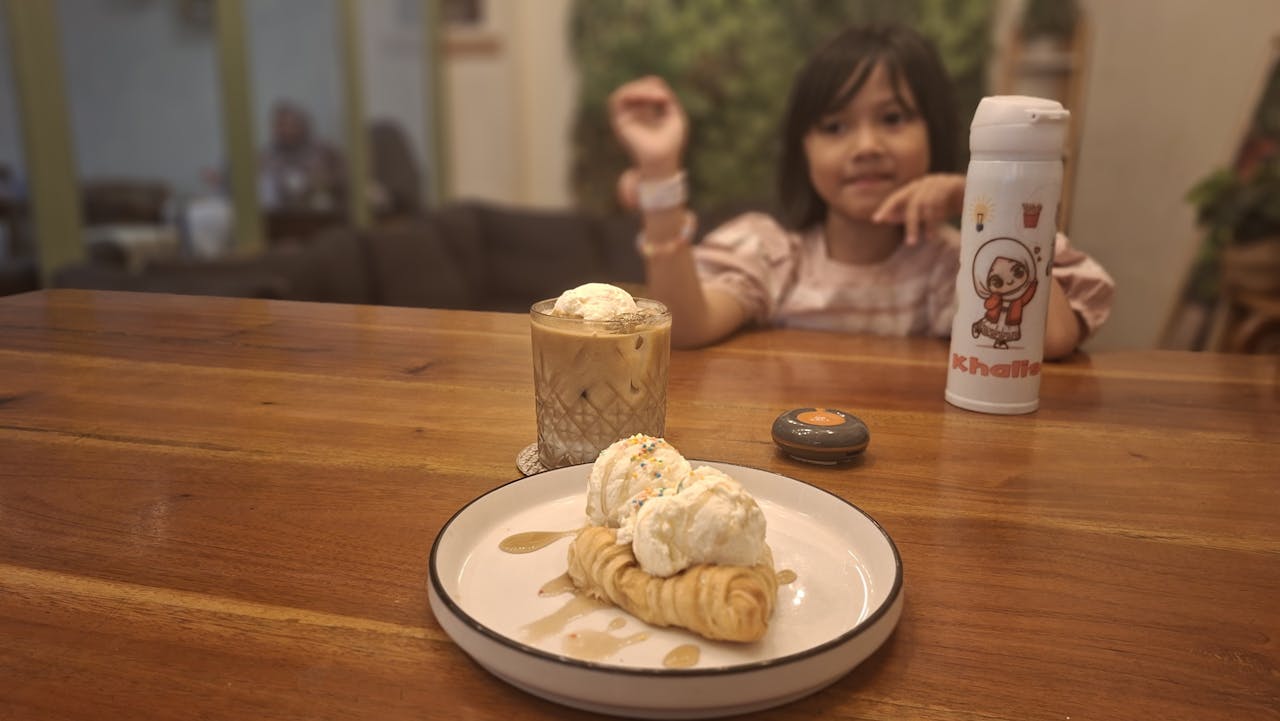 Croissant with ice cream di Coffith